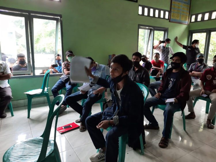 Aliansi Masyarakat Desa Surabaya Utara Telanjangi Pemerintah Desa