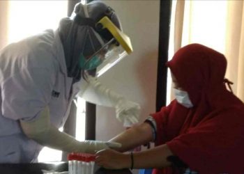 Kabur Dari Rusunawa, Polres Lombok Timur Lakukan Rapid Tes Terhadap Isteri AG