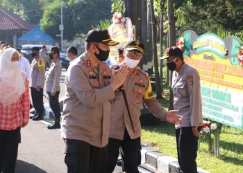 Irjen Pol Muhammad Iqbal, S.I.K. M.H. Mulai Laksanakan Tugas Sebagai Kapolda NTB
