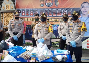 Polisi Ringkus Pelaku Judi Di Bulan Ramahdan, Penjual Petasan Dilibas