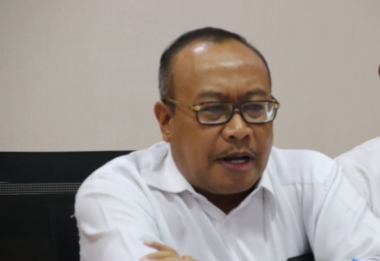 KOTA MATARAM PERINGKAT PERTAMA PENYUMBANG TERKONFIRMASI POSITIF COVID-19