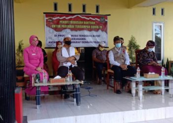 Kapolres Lotim bersama Muspida salurkan bantuan kerjasama Menparekraf dengan Polda NTB