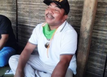 Kades Gelora Ajak Warganya Membangun Desa