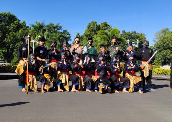 Bangga, Perguruan Silat Naga Putih Binaan Kodim 1615/Lotim Tampil Pada Apel Besar Tiga Pilar
