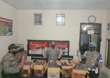 Lima Dus Miras Diamankan Polisi Dari Bus Surya Kencana