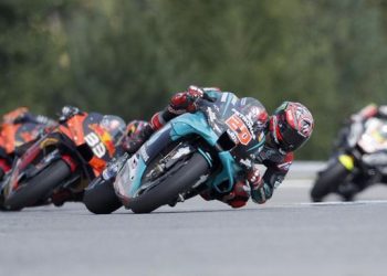 Maverick Vinales Tumbangkan Valentino Rossi Pada Ajang MotoGP San Marino 2020