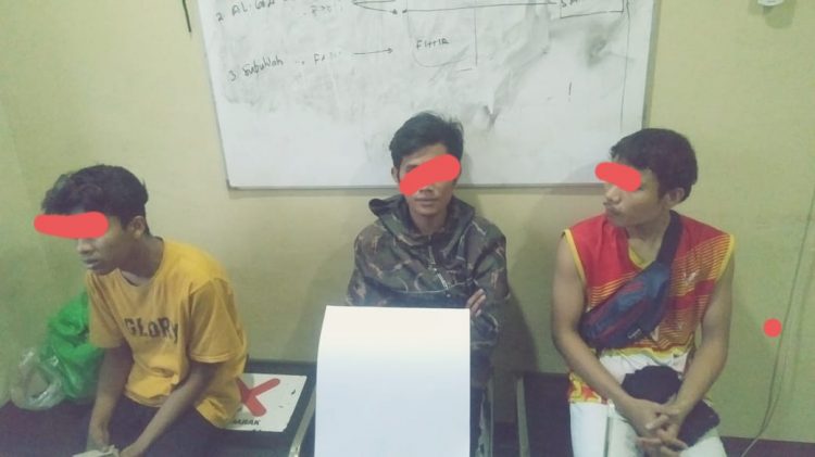 Tiga Pelaku Pencuri 74 Bungkus Rokok Diamankan Polisi