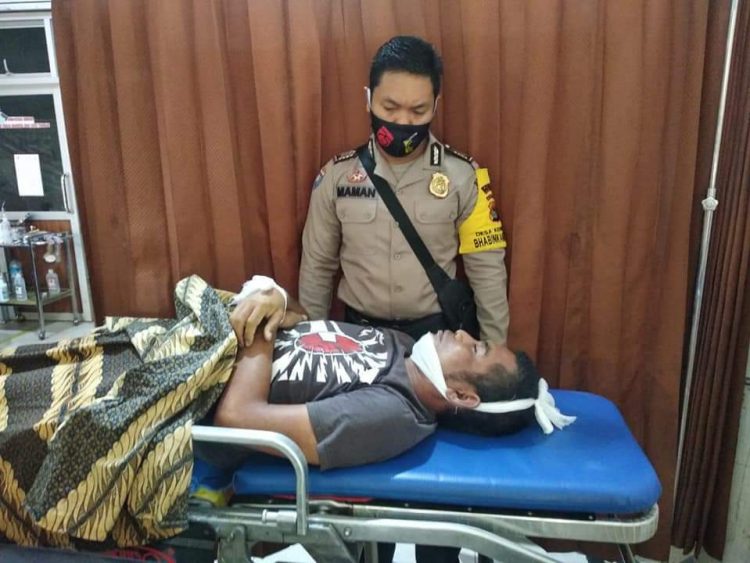 Geger, Warga Ditemukan Meninggal Di Pinggir Pantai Labuhan Haji