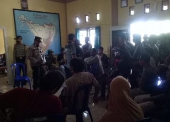 Oknum Kaur Desa Pinjam Dana BST, Warga Menagih, Kantor Desa Jadi Sasaran