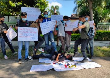 Wartawan Lotim Turun Aksi Kasus Arogansi Oknum Anggota Pol PP Terhadap Jurnalis
