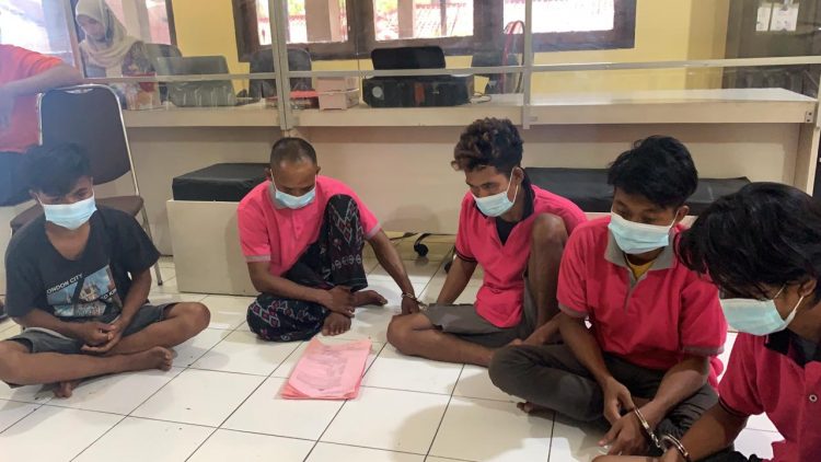 Komplotan Pelaku Gilir Pelajar Di Gazebo Akhirnya Diringkus Polres Lombok Timur