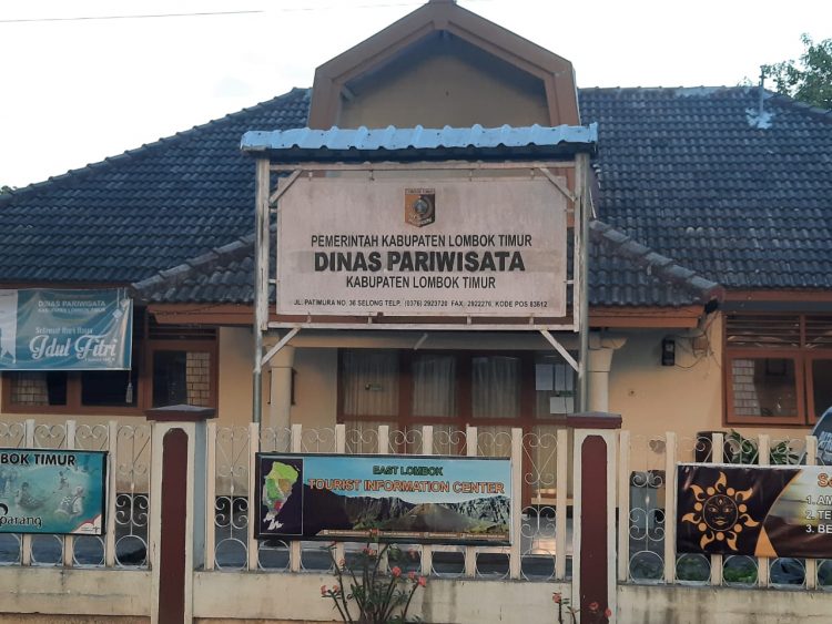 Berteriak Sambil Marah-marah, Kerabat Bupati Ancam Oknum Pejabat Dispar Lotim‎, Gara-gara Rekomendasi Honda