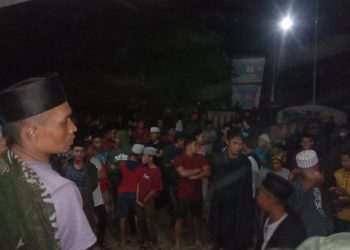 Polsek Suele Didemo Ratusan Warga‎ Malam-malam
