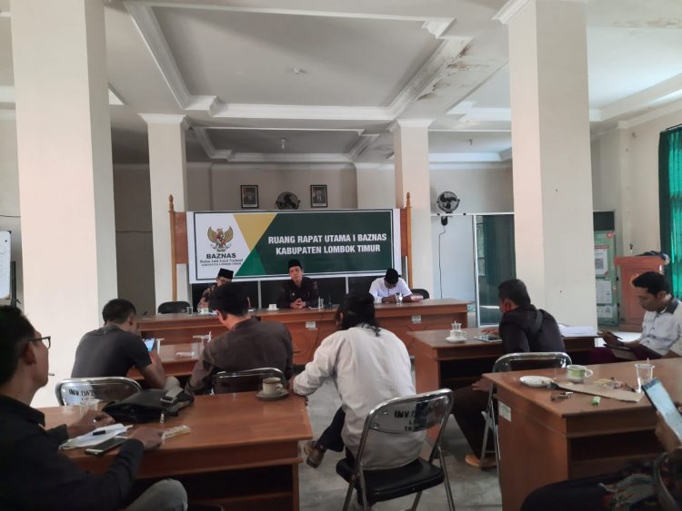 Elemen Pergerakan Ramai Ramai Datangi Kantor Baznas Lotim, Buntut Polemik ASN Dapat Bantuan ZIS