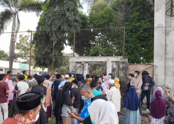 Berkerumun Berebut Vaksin di Lotim Abaikan Prokes