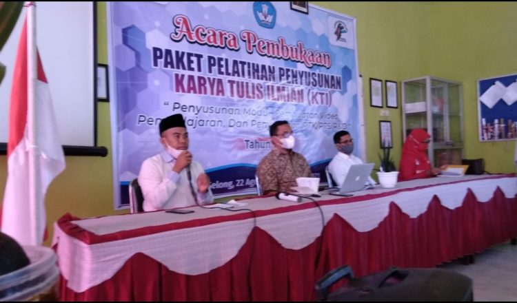 Songsong Pembelajaran Digital, Figur Lotim Gelar Paket Pelatihan