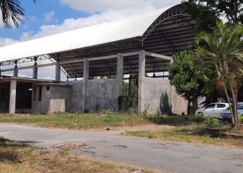 Dua Tahun Mangkrak, Pengcab PELTI Lotim Desak Dispora Tuntaskan Proyek Lapangan Tenis Mangkrak