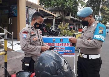 Pritt..! Provos Razia Polisi 