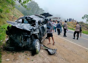 Terjun Ke Jurang Mobil Ringsek,Suami Meninggal,Istri Luka-luka