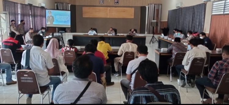 Korcam PKH dan TKSK Dikumpulkan Di Polres Lotim Mendadak,Habis Mensos Marah