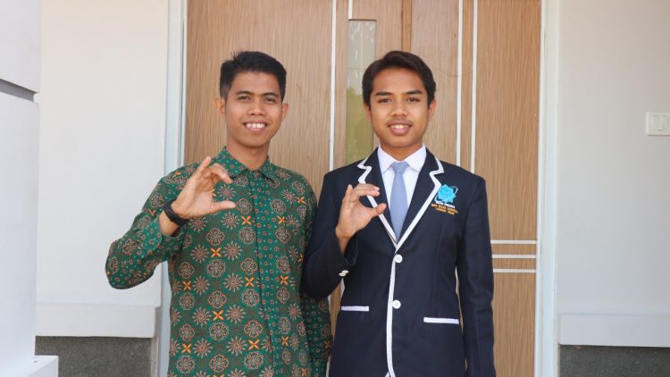 Piala Bergilir Rektor UNSA Diboyong MAN IC Lotim