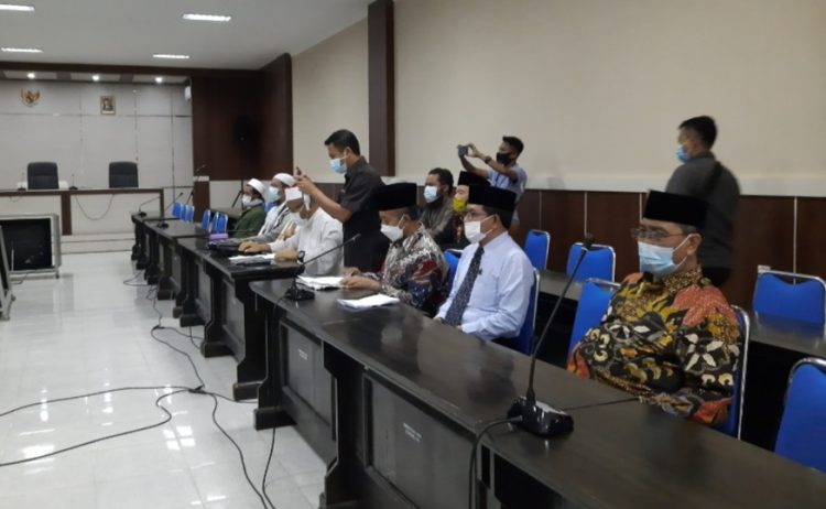 Ustaz MQ Tak Datang,Pimpinan Ormas di Lotim Kecewa