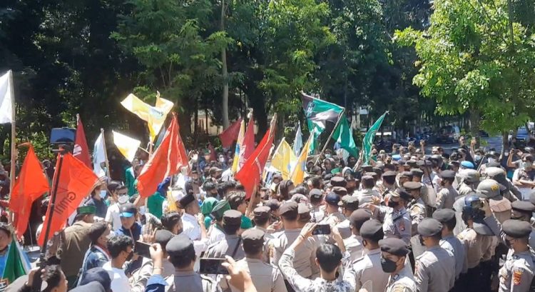 Mahasiswa Lotim Demo,Tuding Pemerintahan Sukma Dinilai Gagal Jalankan ASA