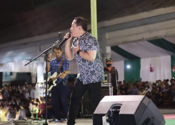 Wali Band Hibur Puluhan Penonton Dalam Semarak Hultah NWDI Ke 87 di Pancor