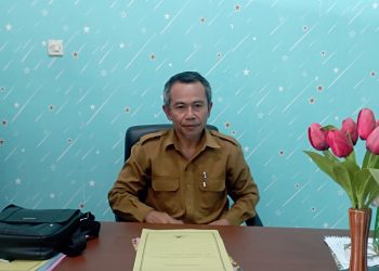 Hasil Penjualan Untuk Yatim, UPT Dikbud Masbagik Kelola Sampah Plastik