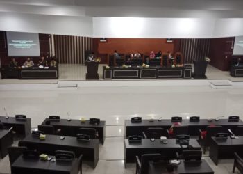Sidang Paripurna LKPJ Bupati Lotim Terkesan Dipaksakan