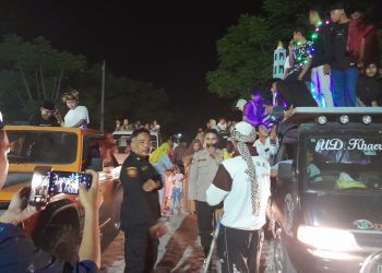 Antusias Masyarakat pohgading Timur, Mengikut Karnaval Malam Takbiran 1444 H