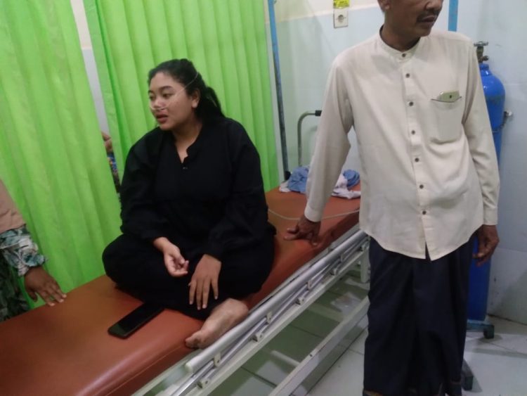 Ibu Hamil dan Pegawai Bank NTB Alami Kecelakaan di Jalur Pusuk Sembalun, Nabrak Pohon‎