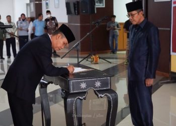 Sahli Dilantik Jadi Kadis Perindustrian Lotim