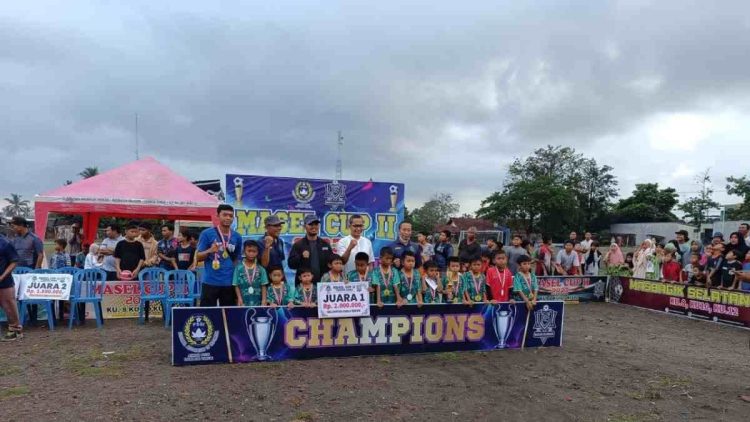 Kadispora Lombok Timur Secara Resmi Menutup Turnamen Masel Cup II