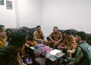 Dibentak Para Kades, Dua Komisioner Bawaslu Lotim Keringat Dingin ‎