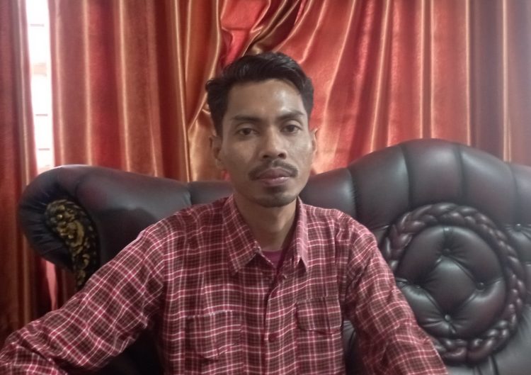 Jumaidi Koordinator Devisi Penangan Pelanggaran Data Dan Informasi Bawaslu Lotim, (dok/Gledeknews).