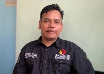 Bawaslu Lotim Proses Kasus Pose Tiga Jari Kadis P3AKB Lotim