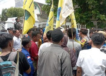 PMII Terus Gempur KPU Lotim Berjilid-jilid