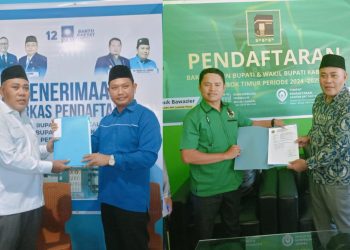 Serius Maju Pilkada Lotim, Mantan Kanwil Kemenag NTB Daftar Lewat PAN dan PPP