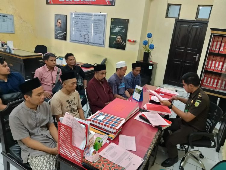 Polres Lotim Limpahkan Kasus Lima Pelaku Pembakaran Proyek SPAM ke Kejaksaan