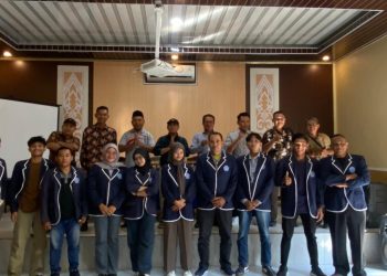 Mahasiswa KKN Tematik Kelompok 9 ITSkes Muhammadiyah Selong, Diterima Pemdes Seruni Mumbul