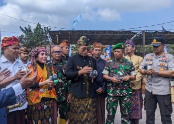 Event Gawe Adat Inan Dowe, Simbol Akusisi Ayaman Bambu Geben Desa Loyok