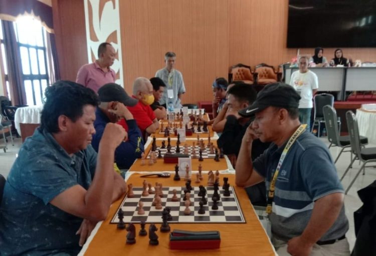 PWI NTB Panen Medali, Emas Ketiga dari Catur