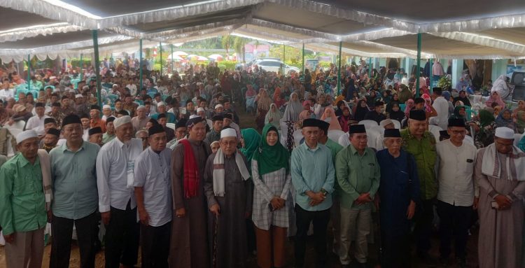 Dari Haul ke-100 Tahun TGH Umar Kelayu, Dukungan Lutfhi-Wahid dan Rohmi-Firin Menguat
