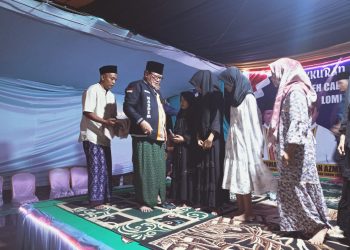 Di Masbagik, Paslon Rumaksi-Sukisman Beri Santunan ke 500 Anak Yatim Piatu