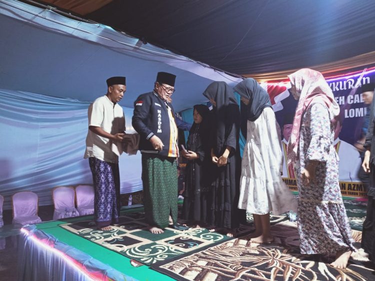 Di Masbagik, Paslon Rumaksi-Sukisman Beri Santunan ke 500 Anak Yatim Piatu