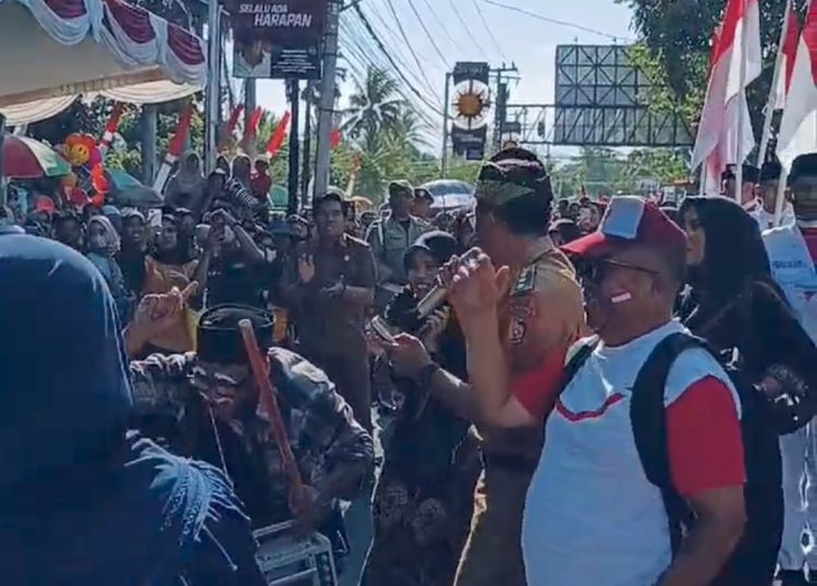 Puncak Karnaval di Lotim, Pj Bupati Lotim Berjoget 