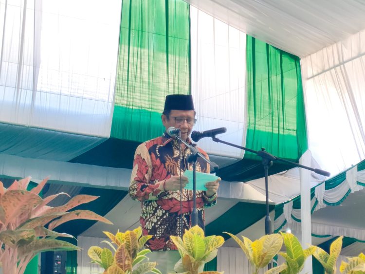 Mantan Menkopolhukam RI Kagum Terhadap Perjuangan Kyai Hamzanwadi