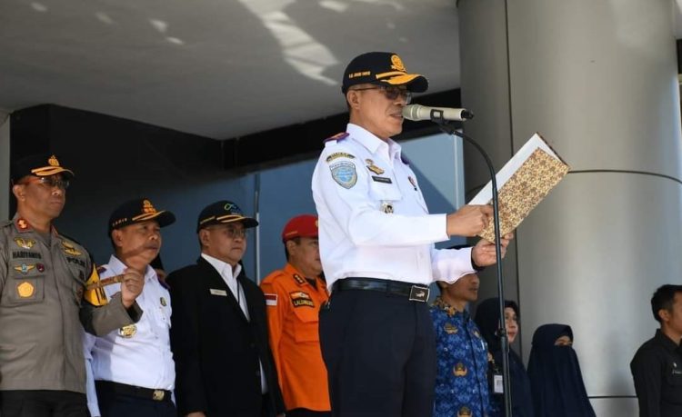 Pj Bupati Lotim Irup Hari Perhubungan Nasional