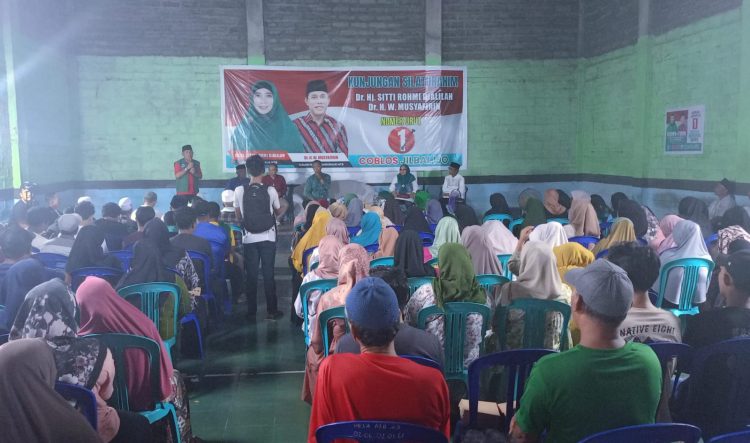 Cawagub Firin Menangis Sampai Janji Hapus Utang Rakyat Saat Kampanye di Masbagik